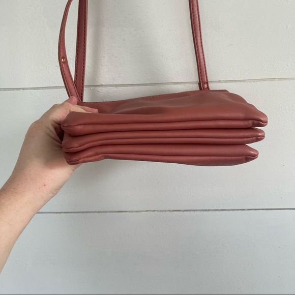 Matt & Nat Triple 3 Zip Vegan Leather Crossbody Bag - Picture 4 of 13